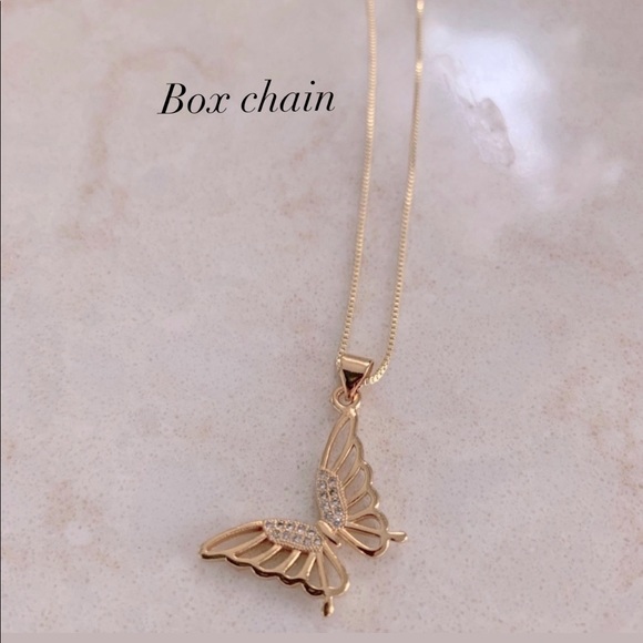 🎉HP🎉 🦋 Butterfly Necklace 🦋 | 14k Gold Filled - Picture 4 of 5